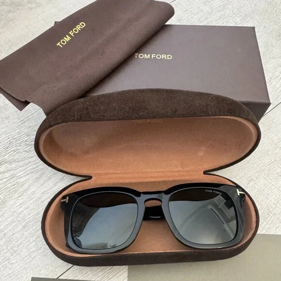 Tom Ford Black Square Sunglasses - Viral Preppy Aesthetic - Picture 3 of 8